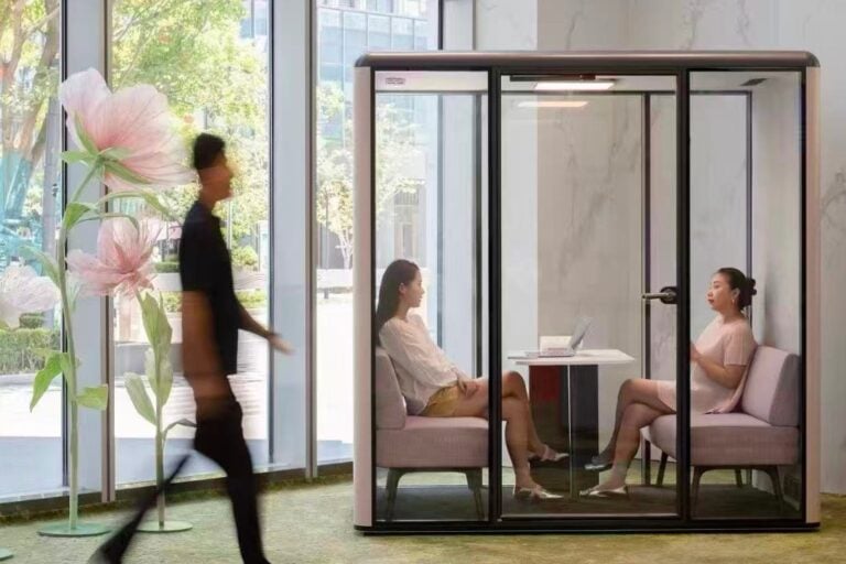 MusePod MD 3 4-person meeting pod